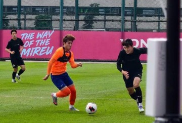 欧联杯手机观看-泰山全华班出战，1-5韩国球队 4战0胜买乌郎破门 克雷桑归队开练