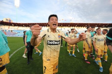 欧联杯直播下载-【西乙】西班牙人0比0重返西甲 武磊替补出场